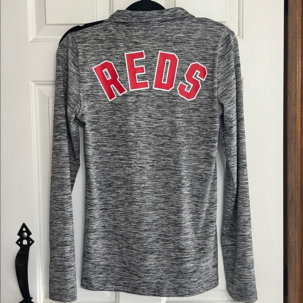 Victoria's Secret PINK Cincinnati Reds 1/2 Zip Long Sleeve Shirt Size M EUC - Picture 4 of 4